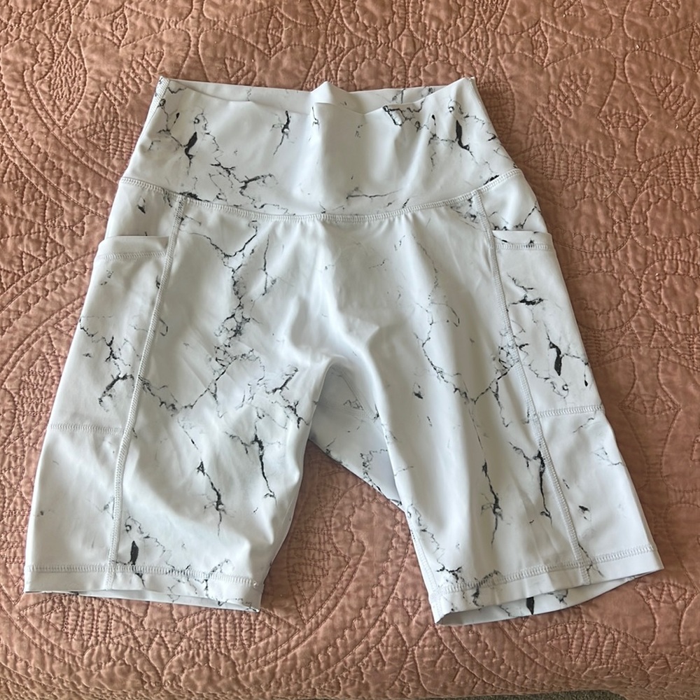 BUFF BUNNY SHORTS